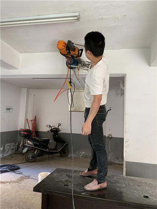 出現(xiàn)什么情況時，需要對房屋進(jìn)行檢測鑒定?